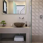 Mare Luxury Kalamítsion